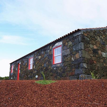 Casa Medronho Villa Sao Mateus  ภายนอก รูปภาพ