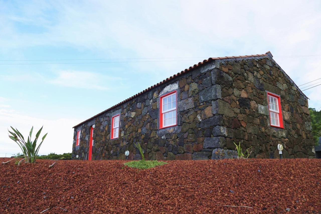 Casa Medronho Villa Sao Mateus  ภายนอก รูปภาพ